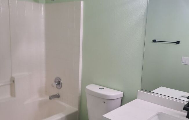 3 BDRM 2.5 BATH GATED TOWNHOME