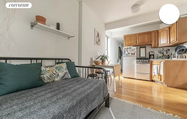 1 bed, 1 bath, $2,650, Unit 7