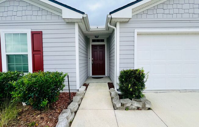 Timber Oaks home with Solar!