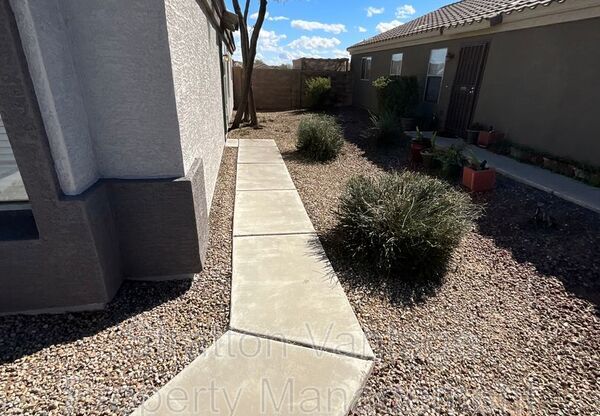 24177 N CARGO AVE