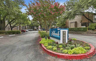 Sign at Lakeside Apartments, Dallas, TX