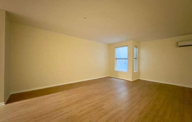 1 bed, 1 bath, 1,319 sqft, $1,450, Unit 415 Unit 102