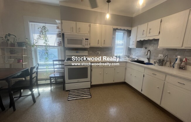 62 BROOKSIDE AVE