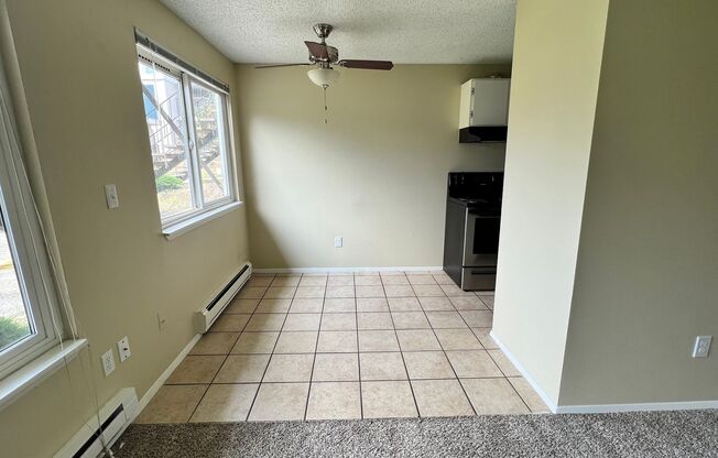 1 bed, 1 bath, 700 sqft, $1,550, Unit 103