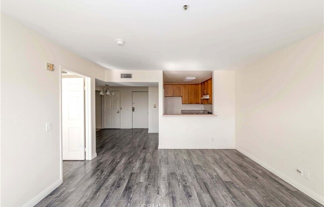 1 bed, 1 bath, 600 sqft, $1,850, Unit 105