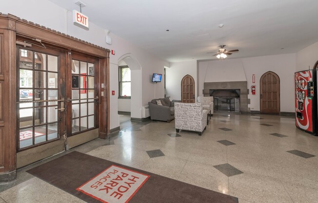 2 beds, 1 bath, 700 sqft, $1,499, Unit 104