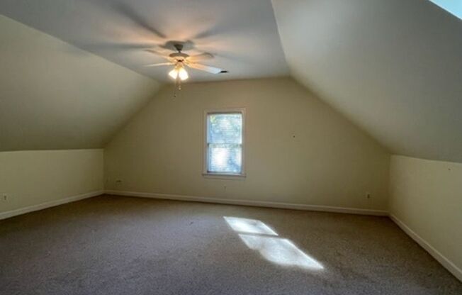 4 beds, 2 baths, $3,000