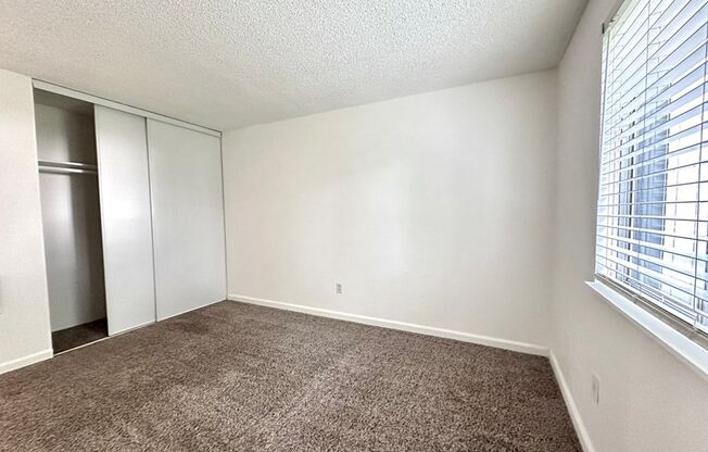 2 beds, 1 bath, 803 sqft, $1,595, Unit 67