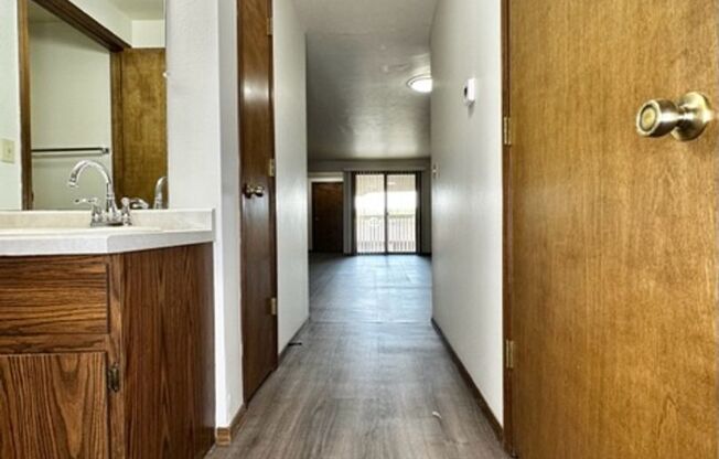 1 bed, 1 bath, 858 sqft, $870, Unit Apt. 16