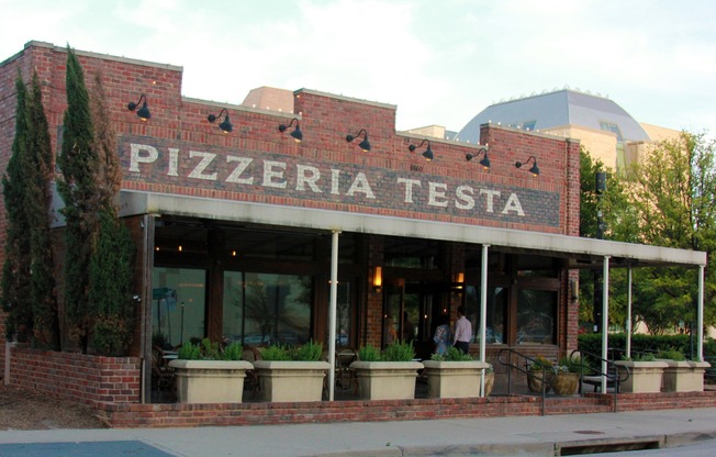 Pizzeria Testa – fresh, light and pure authentic Neapolitan pizza in Frisco Square