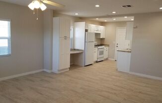 206-216 E Jones