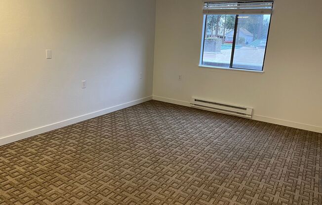 1 bed, 1 bath, 636 sqft, $1,550, Unit 226