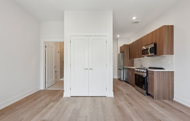 Studio, 1 bath, 442 sqft, $1,435, Unit Unit 510