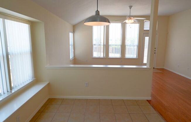 3 beds, 2 baths, $1,495