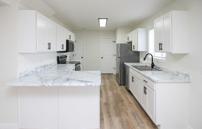 3 beds, 2.5 baths, 1,268 sqft, $1,735, Unit 4015-02