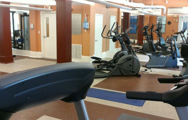 2 beds, 2 baths, $2,000, Unit Unit 304