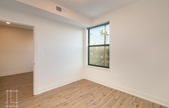 1 bed, 1 bath, 470 sqft, $1,146, Unit 1050 N 4th St. Apt. 224
