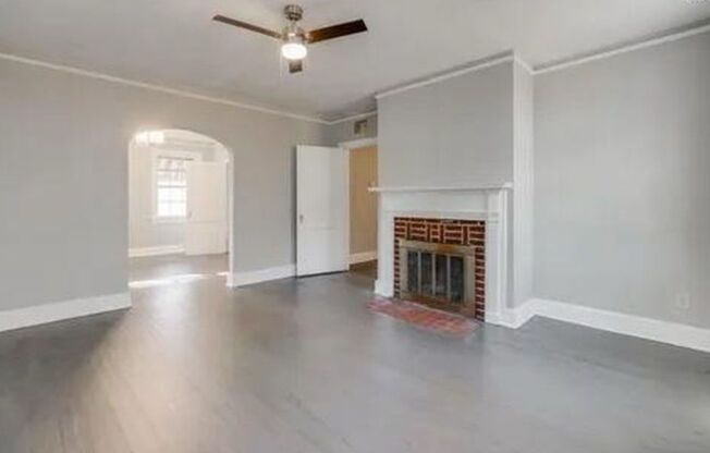 Cozy 2bd/1ba brick cottage near downtown Columbia