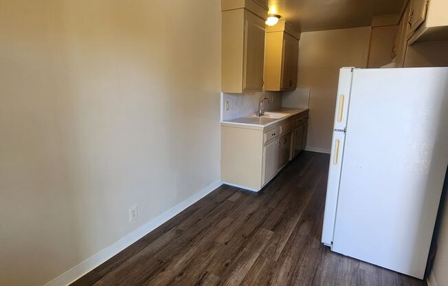 350 - 2905 Old Almaden Rd