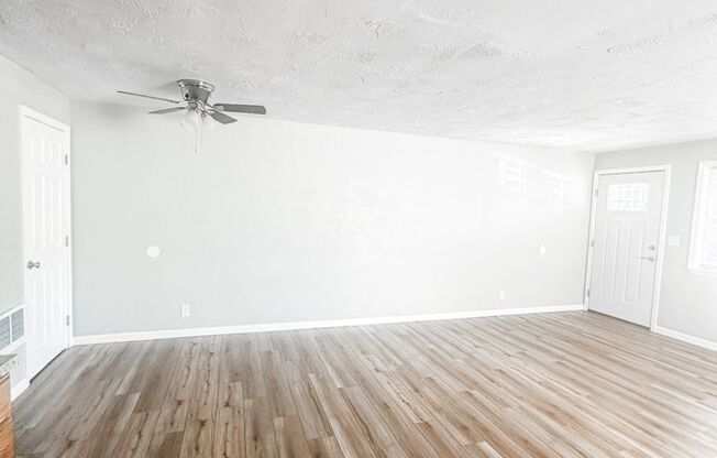 1 bed, 1 bath, 720 sqft, $1,100, Unit SC867