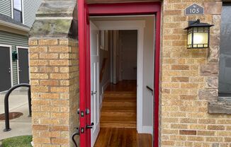 Beautiful apartment in a redeveloped church - Creston neighborhood.