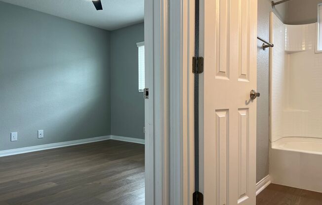 2 beds, 1 bath, 850 sqft, $2,675, Unit 861A