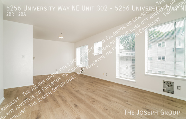 5256 UNIVERSITY WAY NE