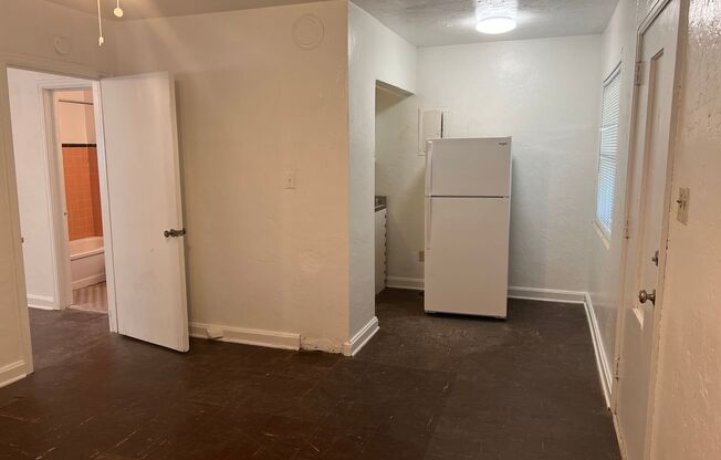 873 Campus Circle