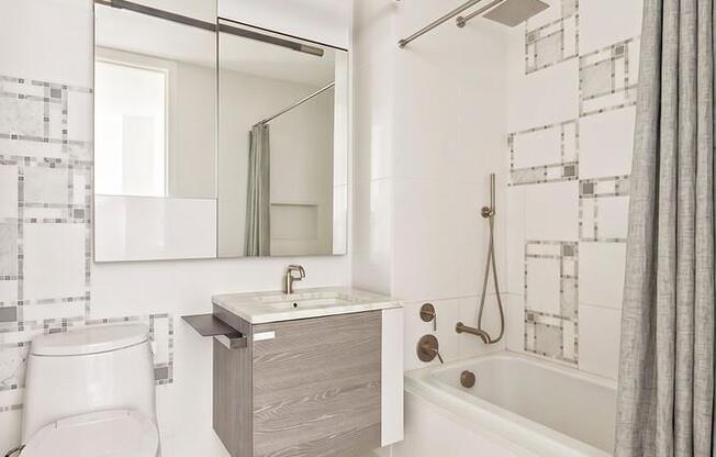 1 bed, 1 bath, $5,200, Unit 20C