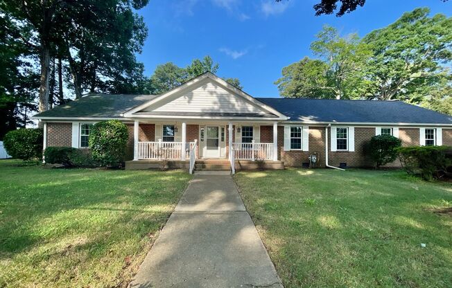 Waterfront Ranch Home - Excellent School Zones - 2-Car Garage - Park-Like Scenery! Available 07-11-25!