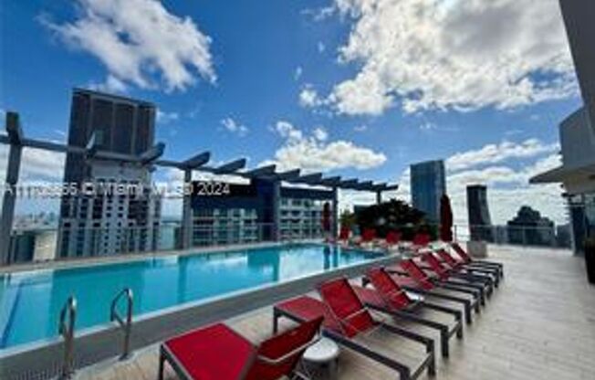 2 beds, 2 baths, 1,165 sqft, $4,500, Unit 1100 S Miami Ave # 19-10 (A11706566)