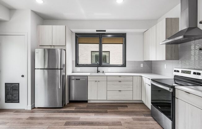 2 beds, 1 bath, 725 sqft, $1,945, Unit 311 - Lofted
