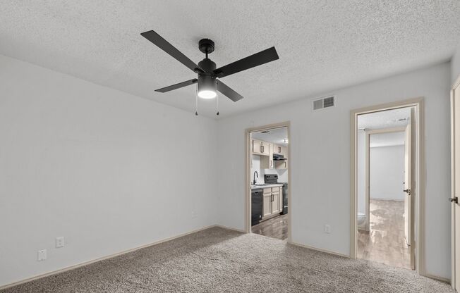 1 bed, 1 bath, 520 sqft, $1,195, Unit C-09