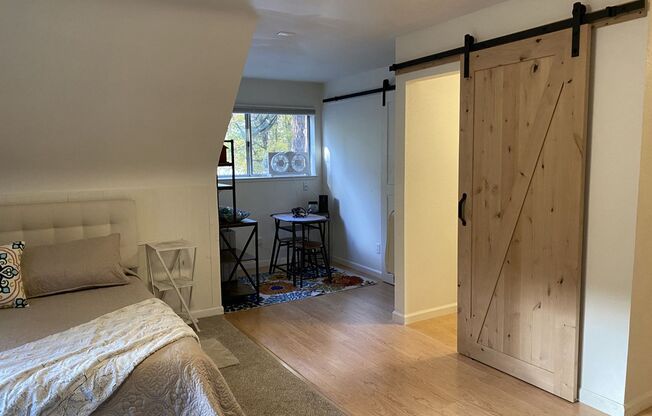 1 bed, 1 bath, $1,500