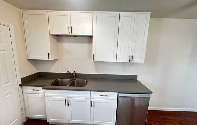 4510 4520 N BANNER DR