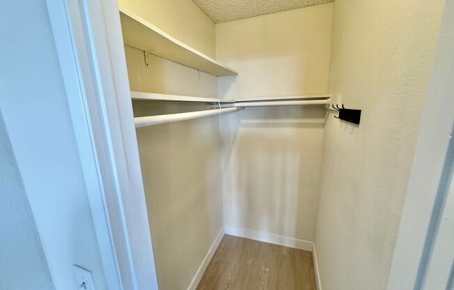 Studio, 1 bath, 375 sqft, $1,950, Unit 34 08