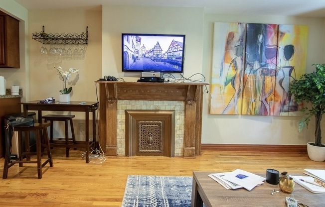 2 beds, 2 baths, $3,500, Unit 2