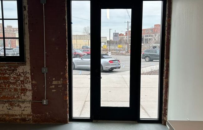 Studio, 1 bath, 362 sqft, $999, Unit 127