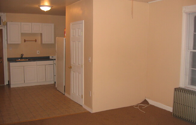 Three-Bedroom Townhome in Remington/Wyman Park - Covered Porch!