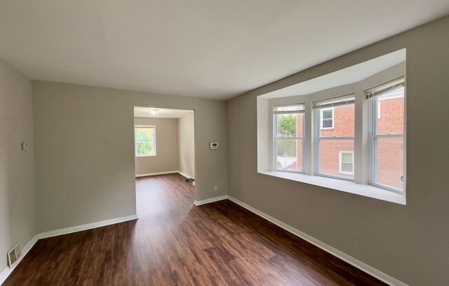 Charming 2BD/1BA Townhome in Grove Park, MD!