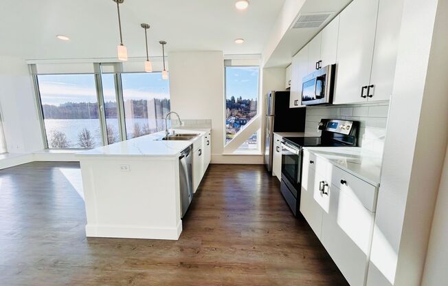 1 bed, 1 bath, 453 sqft, $2,500, Unit 410-515