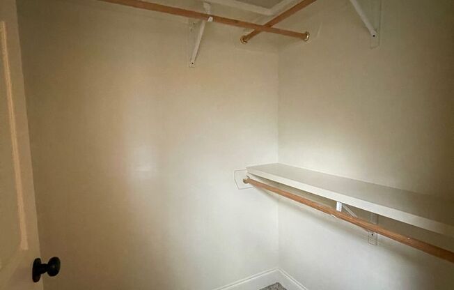 3 beds, 2 baths, 1,450 sqft, $1,450, Unit G-101