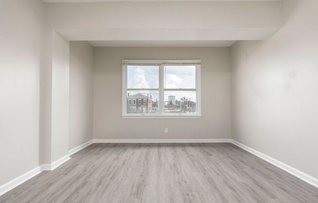 2 beds, 2 baths, $895, Unit 328