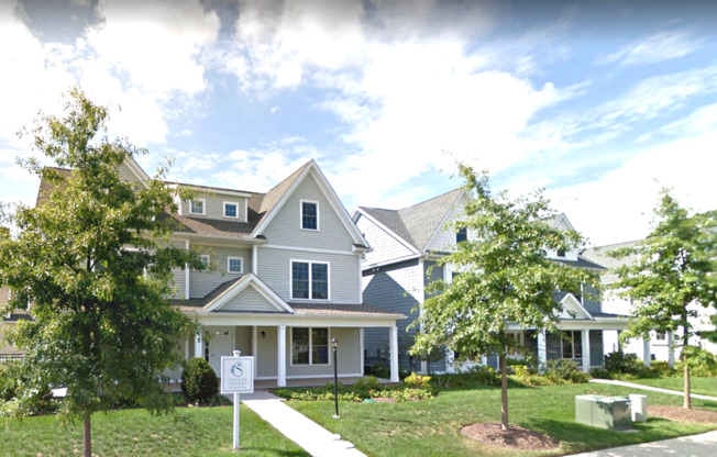 Summerview Square