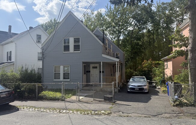 29 EASTON AVE