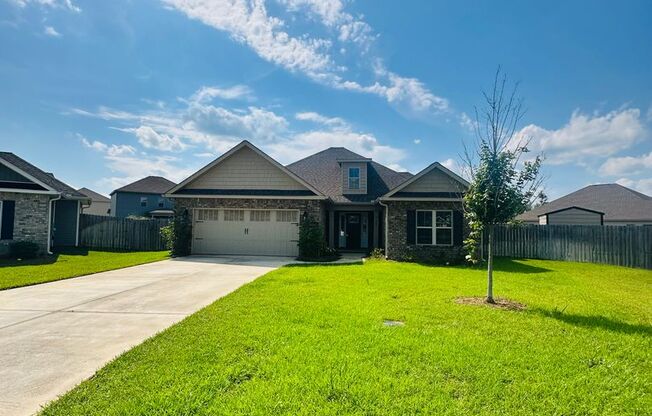 Full Brick 4 bedroom - Great location