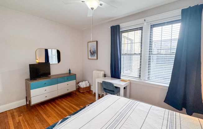 2 beds, 1 bath, 800 sqft, $5,000, Unit 12