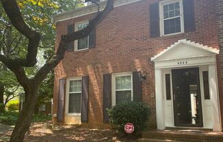 Beautiful 3-bedroom, 2.5 bath townhome in the highly desirable Governors Square subdivision.