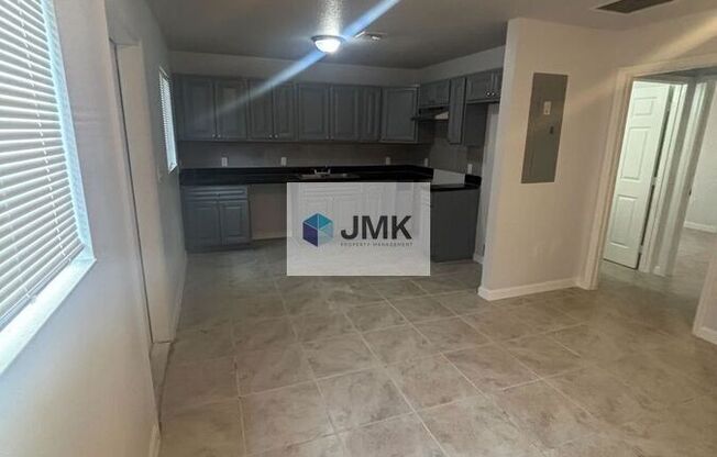 14040 NE 2 AVE