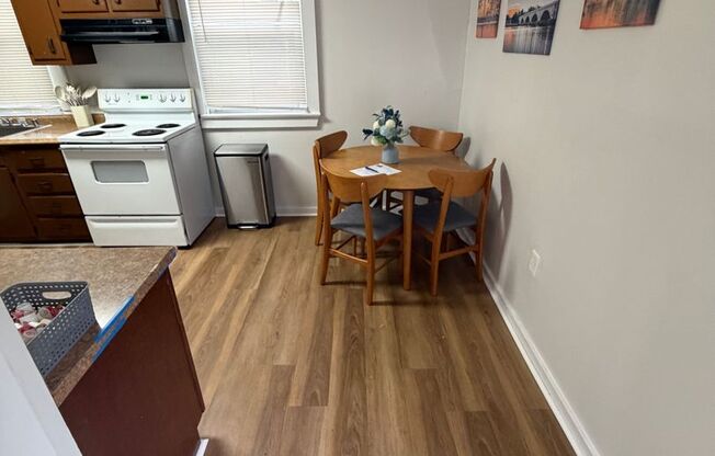 7405 Columbia Avenue